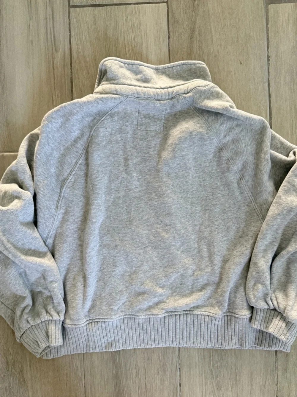 aerie Heather Gray Snap-Front Pullover - Picture 4 of 4